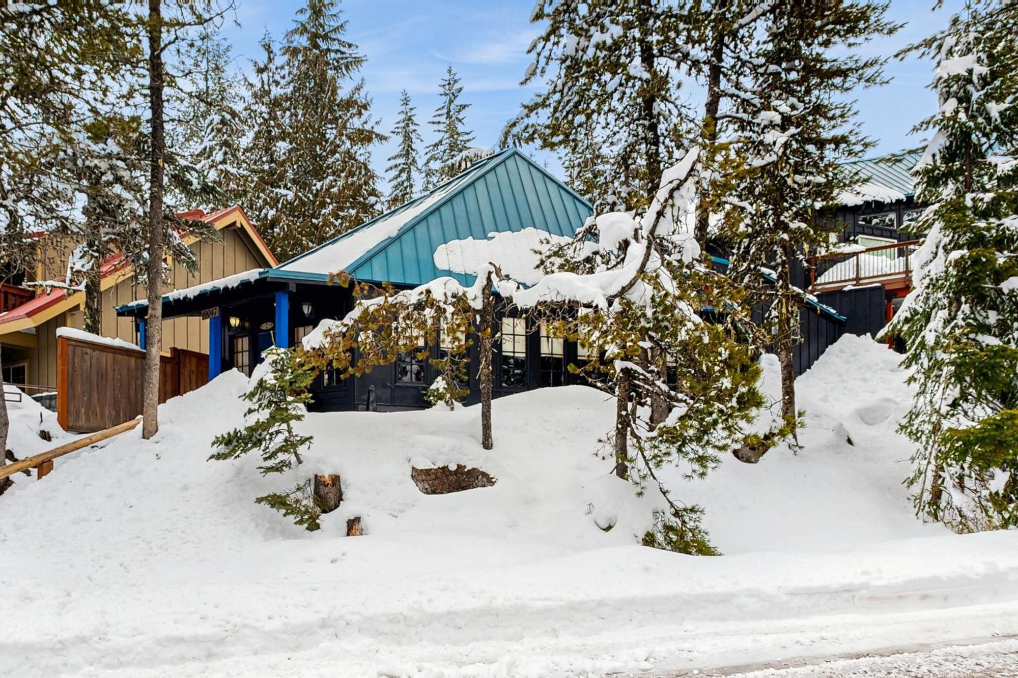 Flying Stag: Main Lodge Government Camp Esterno foto