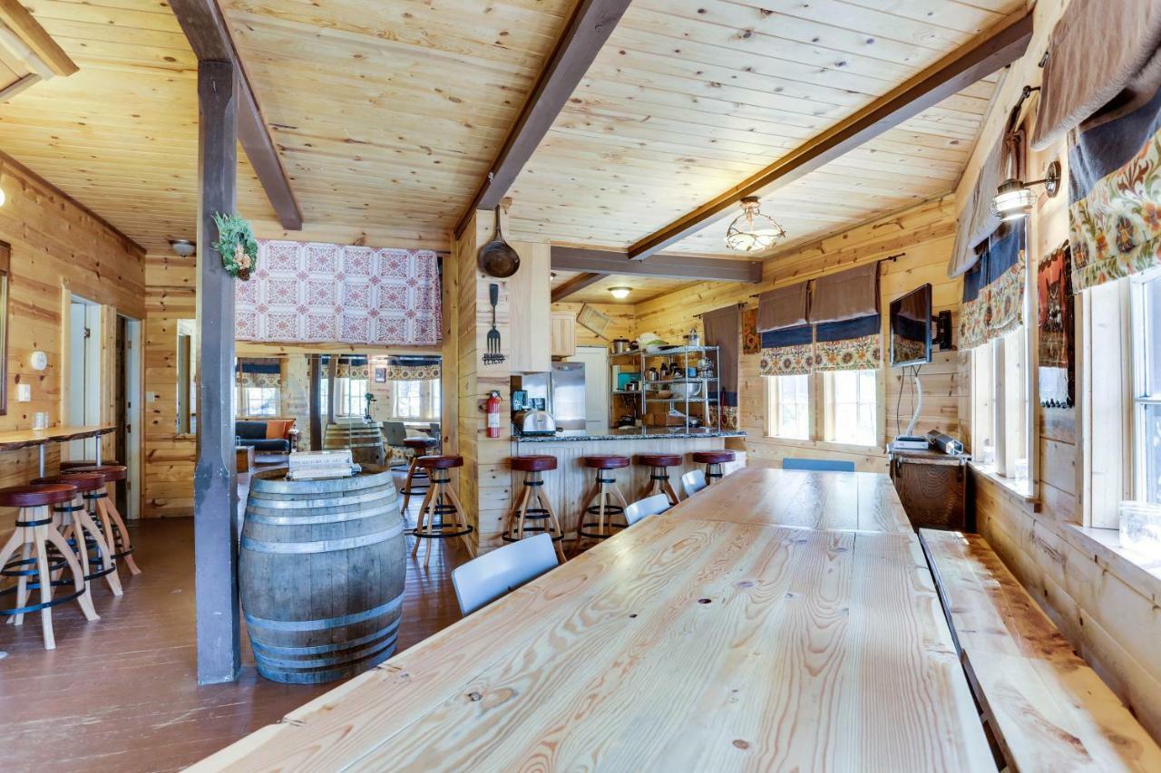 Flying Stag: Main Lodge Government Camp Esterno foto